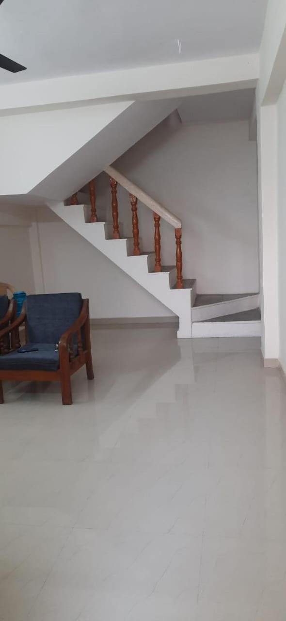 Swanky Sojourns Homestay 2Bhk Kolhápur Exteriér fotografie